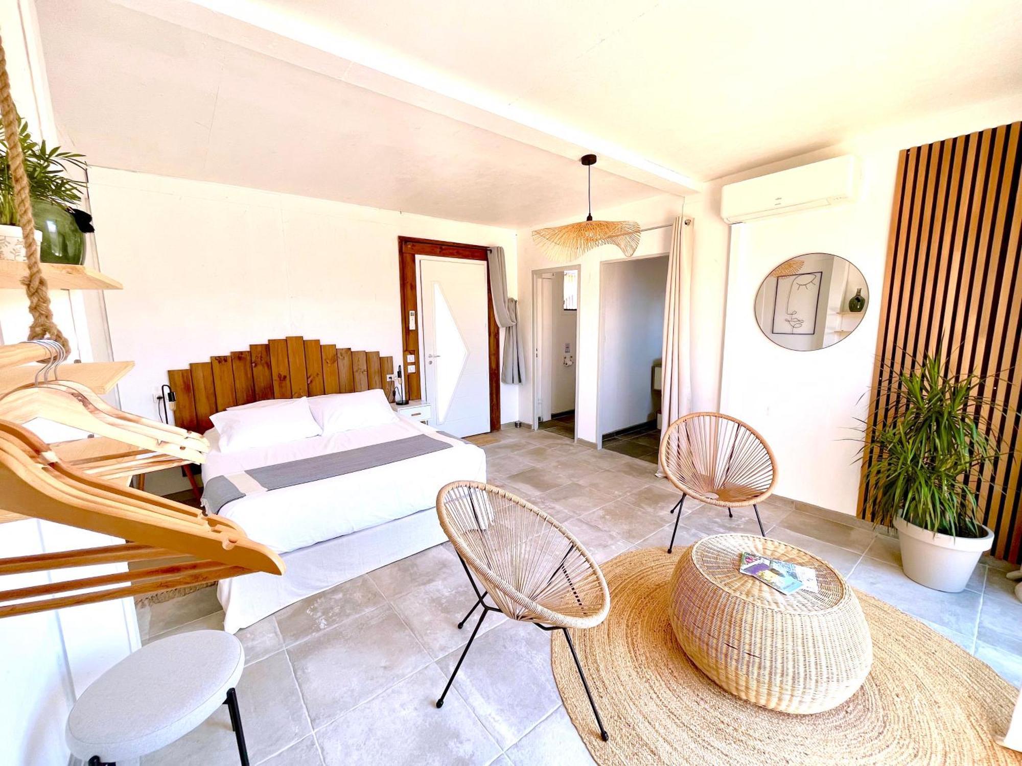 Nuiki Lodges - Chambres D'Hotes Montségur-sur-Lauzon Eksteriør bilde